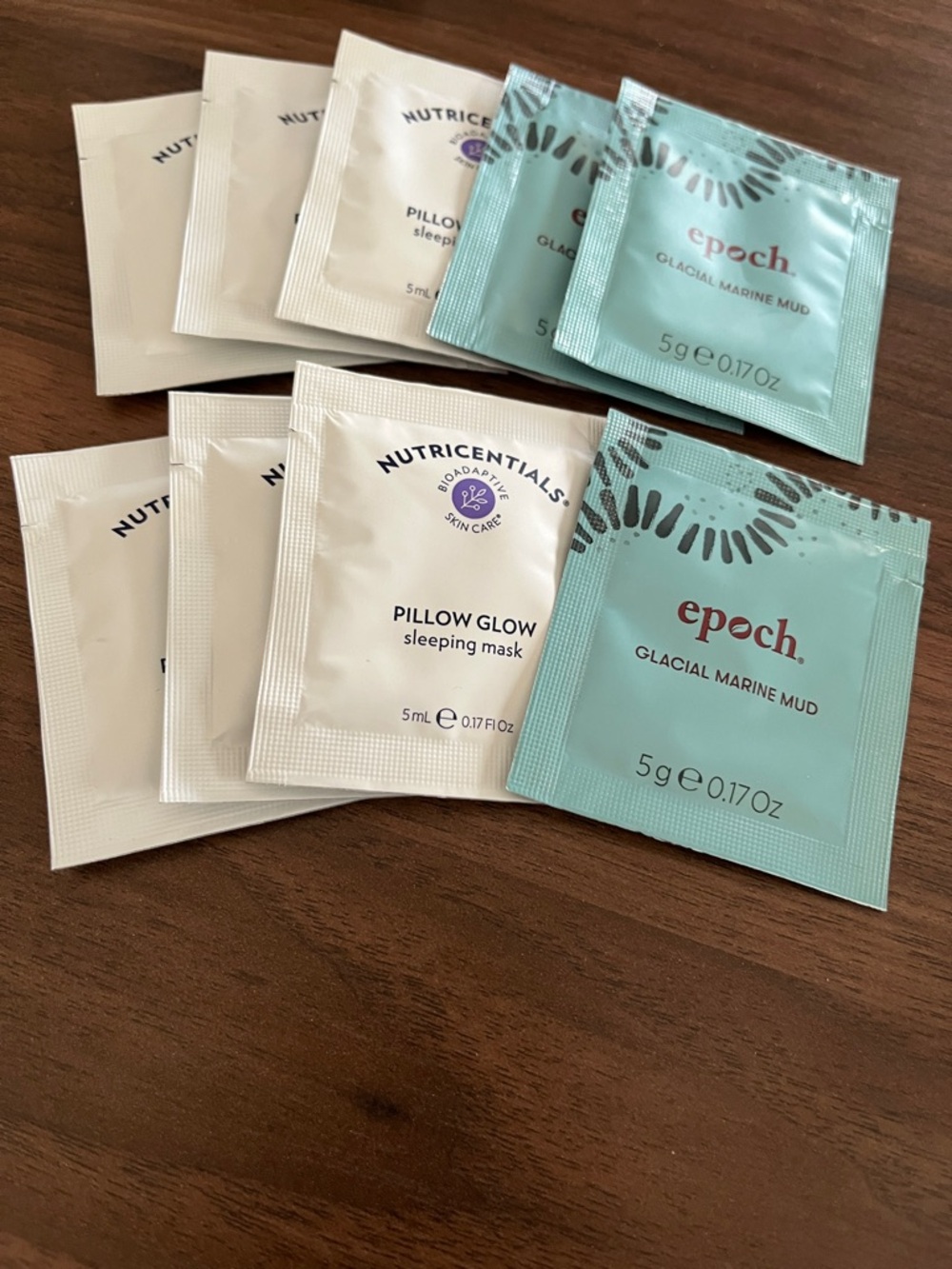 Nutricentials Pillow Glow Sleeping Mask /epoch mud